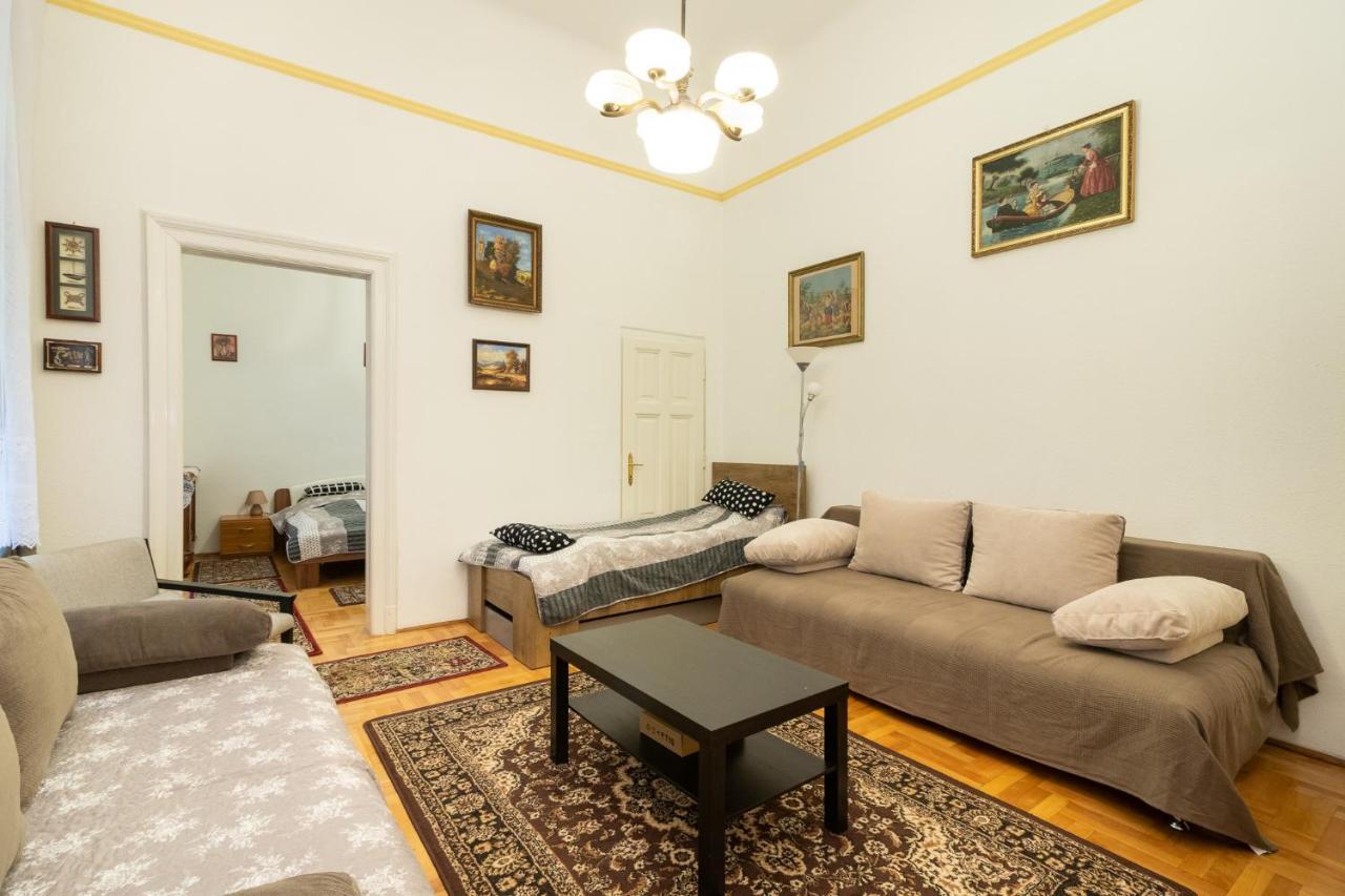 Rakoczi Apartman บูดาเปสต์ ภายนอก รูปภาพ