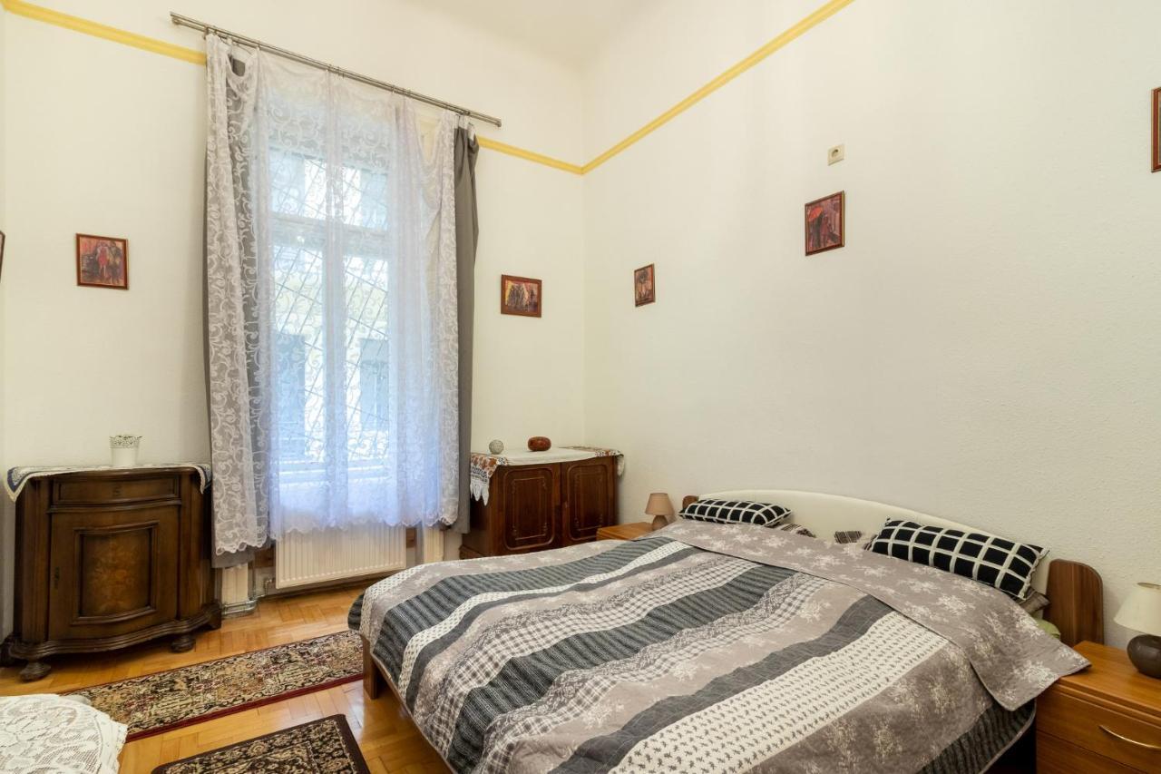 Rakoczi Apartman บูดาเปสต์ ภายนอก รูปภาพ